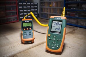 Alternative view of EXTECH PRC20 Thermocouple Calibrator
