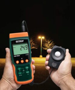 Alternative view of EXTECH SDL400 Light/Lux Meter / Datalogger to SD Card
