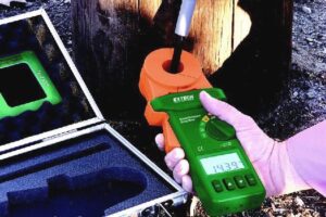 Alternative view of EXTECH 382357 Clamp-on Ground Resistance Tester