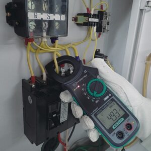 Alternative view of KYORITSU 2117R AC Digital Clamp Meter - 1000A