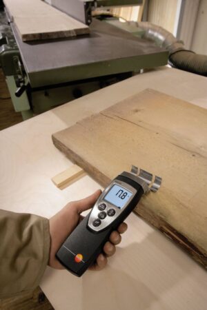 testo 616 - Material Moisture Meter in action