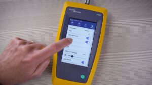 Alternative view of Fluke Networks LinkIQ™ Cable + Network Tester (LIQ-100)- Comprehensive 10G Cable Performance, PoE Testing, and Advanced Network Diagnostics Tool