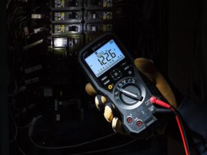 Alternative view of FLIR DM93-2 Digital Multimeter with Advanced VFD Filtering, Durable Construction, and METERLiNK® App Connectivity for Accurate Electrical Measurements