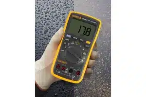 Fluke 17B MAX Digital Multimeter - Accurate AC/DC Measurements, Input Alert™ Safety System, Compact Design - size