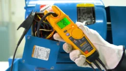 Fluke T6-1000 PRO Electrical Tester with FieldSense™ technology.