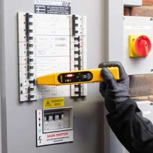 FD650 receiver scanning distribution board to identify live circuit breaker